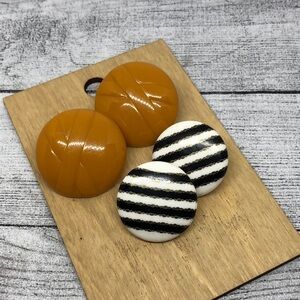 Vintage big button shape statement earrings.